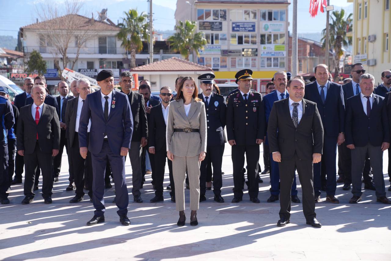Çanakkale Deniz Zaferi'nin 110. yılı törenle kutlandı