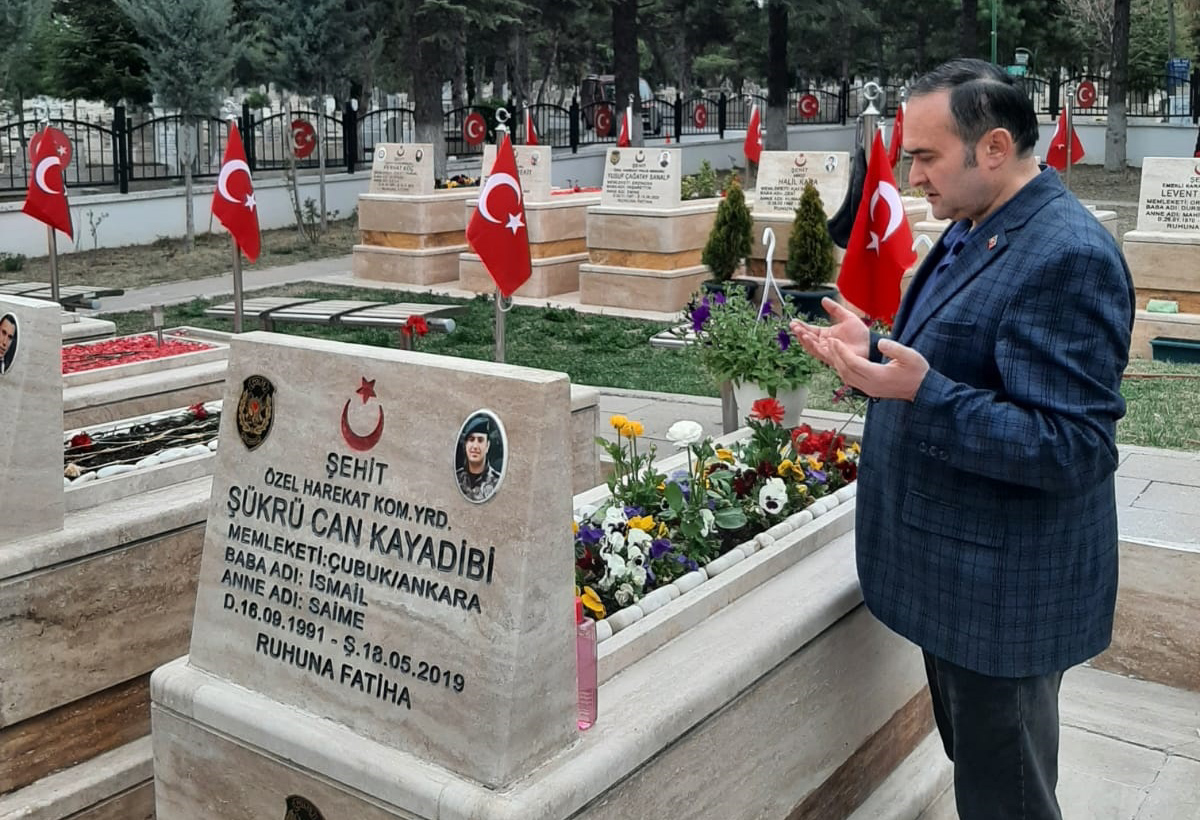 Ankara'da Birlik Derneği'nden "şehitlere vefa" ziyareti