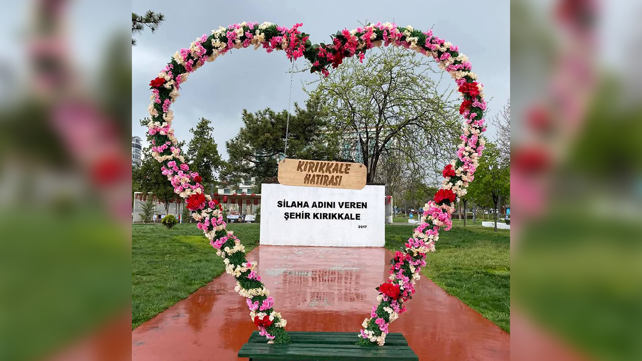 Kırıkkale Büyük Şehir Parkı'na renk katan yeni hatıra noktası