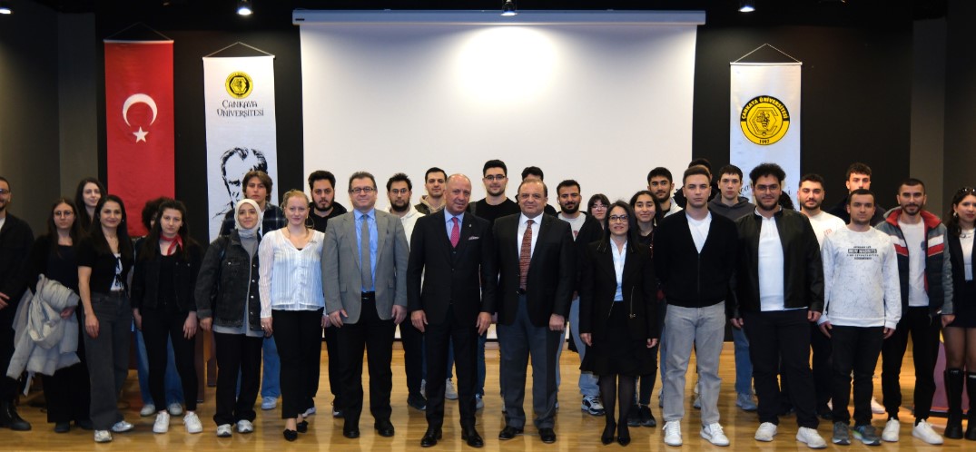 ASO Başkanı Seyit Ardıç, Çankaya Üniversitesi’nde gençlerle bir araya geldi