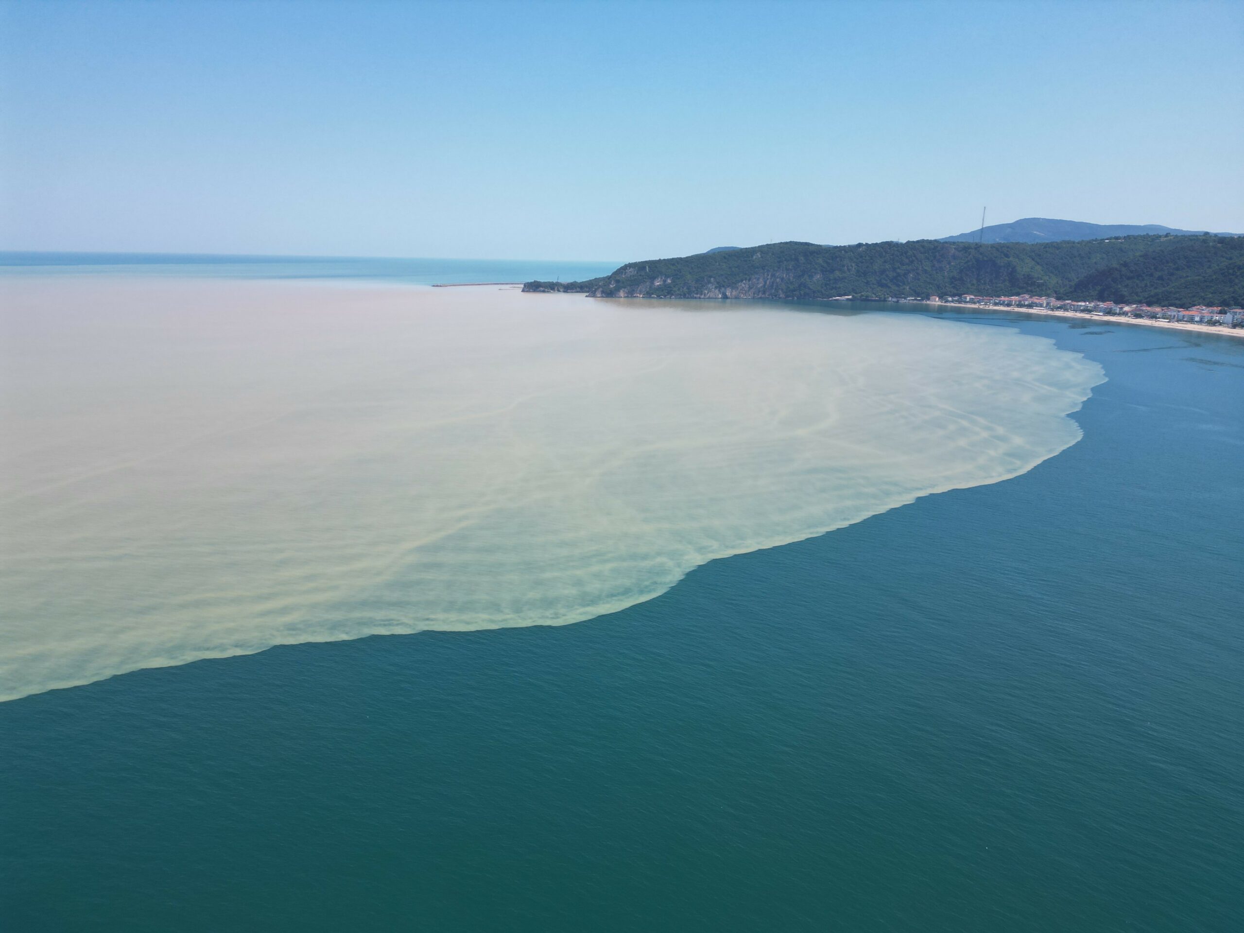 Sakarya sahillerine kırmızı bayrak çekilecek