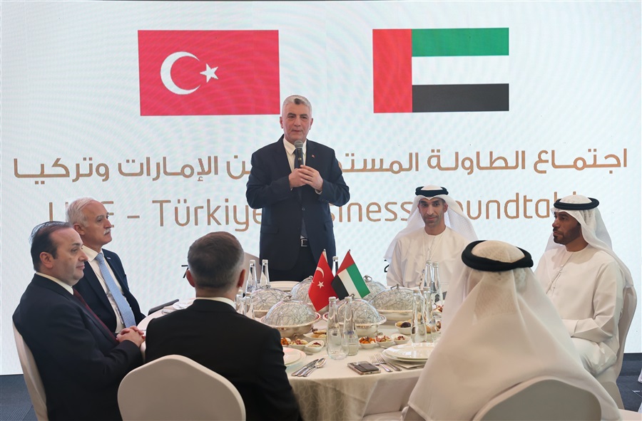 Ticaret Bakanı Ömer Bolat, Birleşik Arap Emirlikleri'nde temaslarda bulunuyor