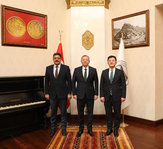 Vali Polat, KYK Genel Müdür Yardımcısı Ali Özdemir’i ağırladı