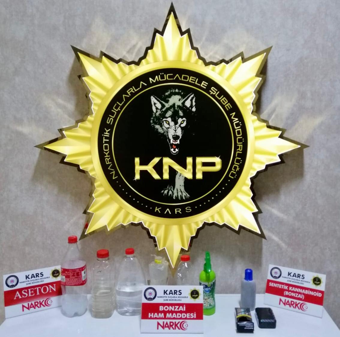 Kars'ta baskın yapılan depoda uyuşturucu madde ele geçirildi
