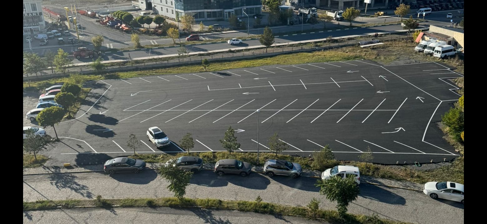 Kars Harakani Devlet Hastanesinin otoparkı genişletildi