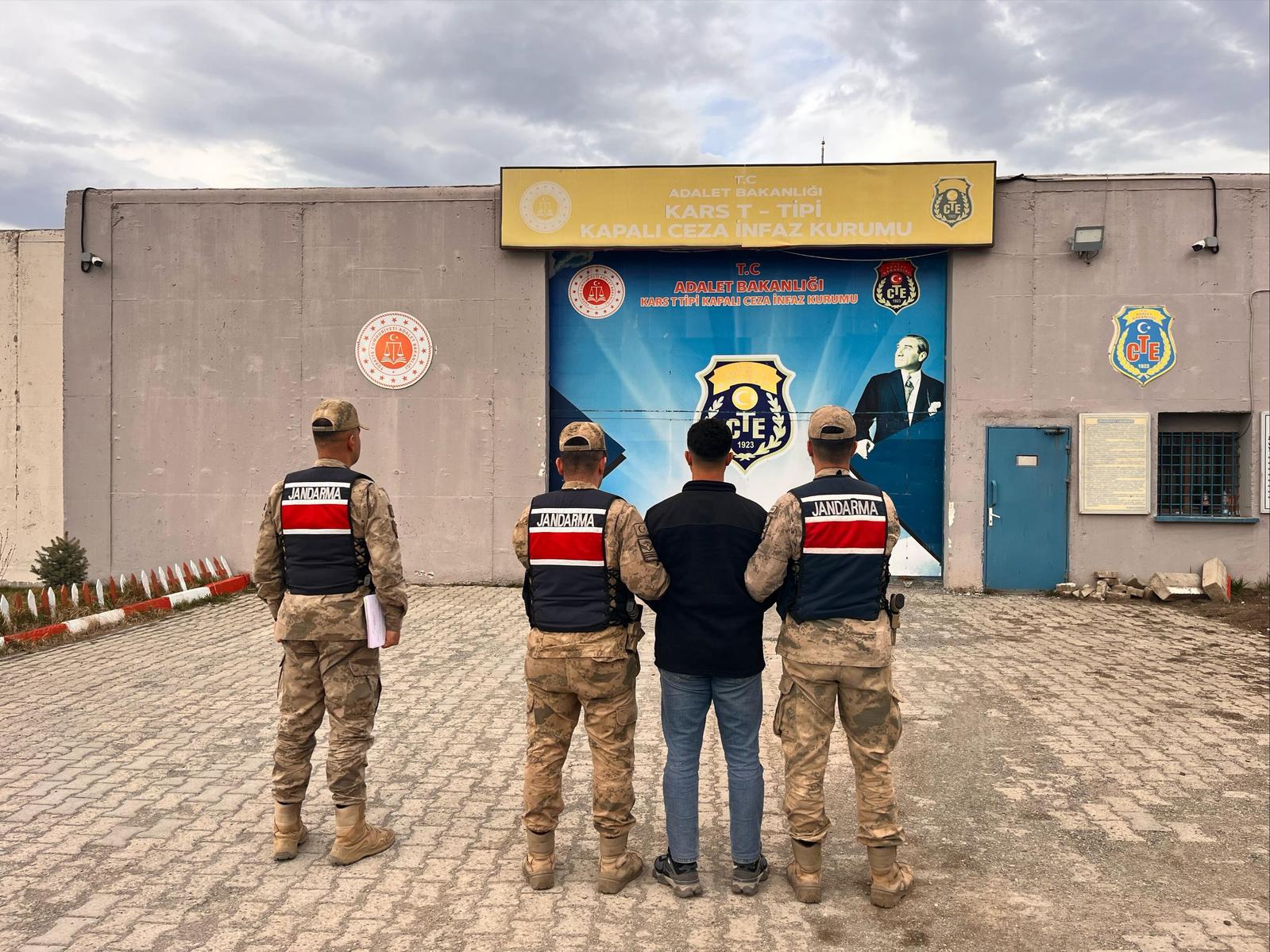 Kars'ta kesinleşmiş hapis cezası bulunan şahıs yakalandı