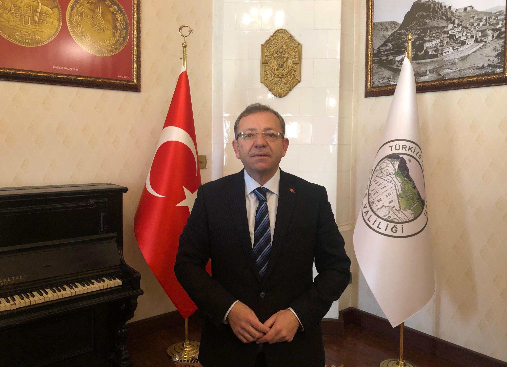 Kars Valisi Ziya Polat'ın 23 Nisan Ulusal Egemenlik ve Çocuk Bayramı mesajı