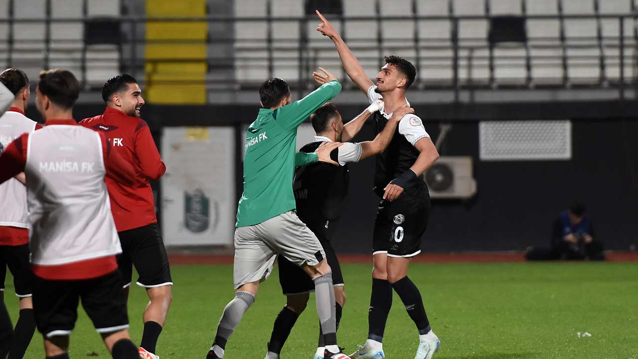 Manisa FK’dan hayati galibiyet, Ankaragücü küme düşme hattına geriledi