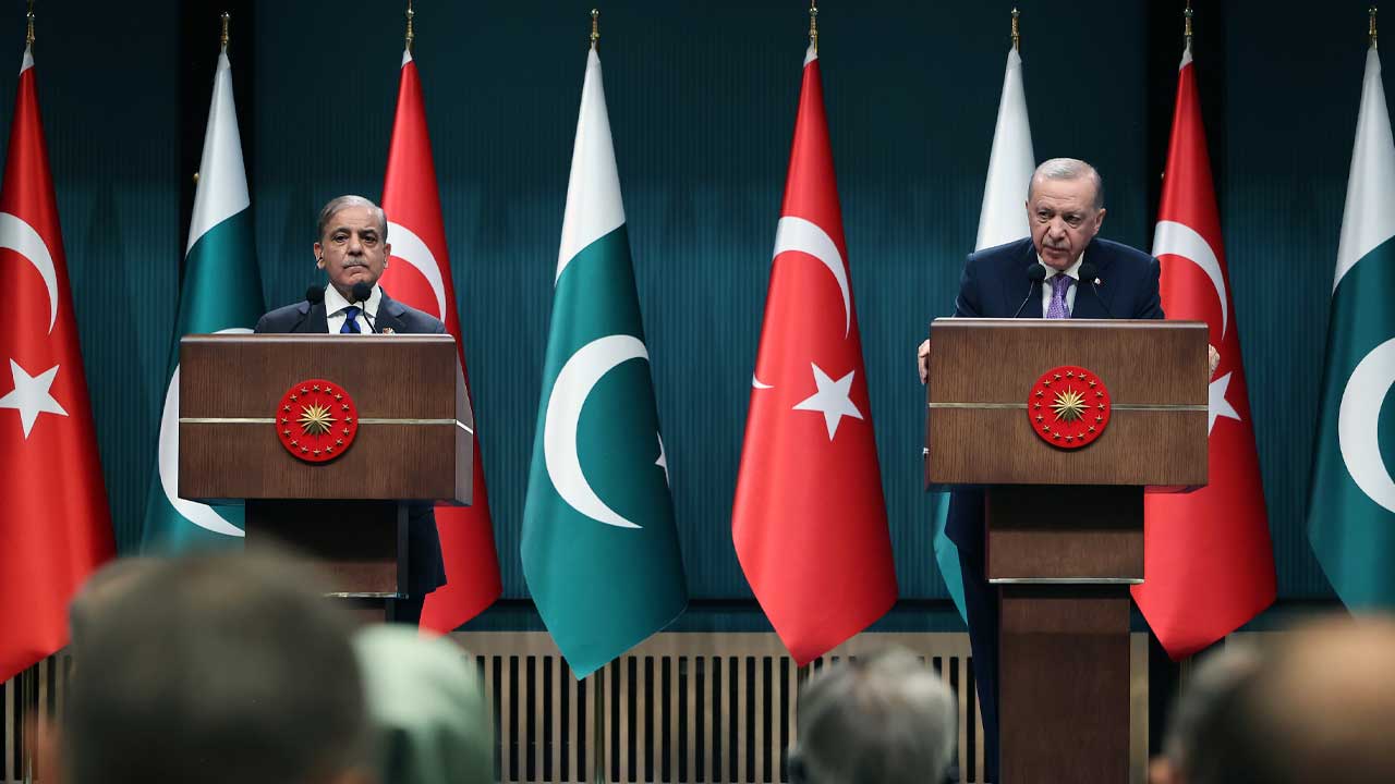 Cumhurbaşkanı Erdoğan ve Pakistan Başbakanı Şerif'ten Filistin’e destek mesajı