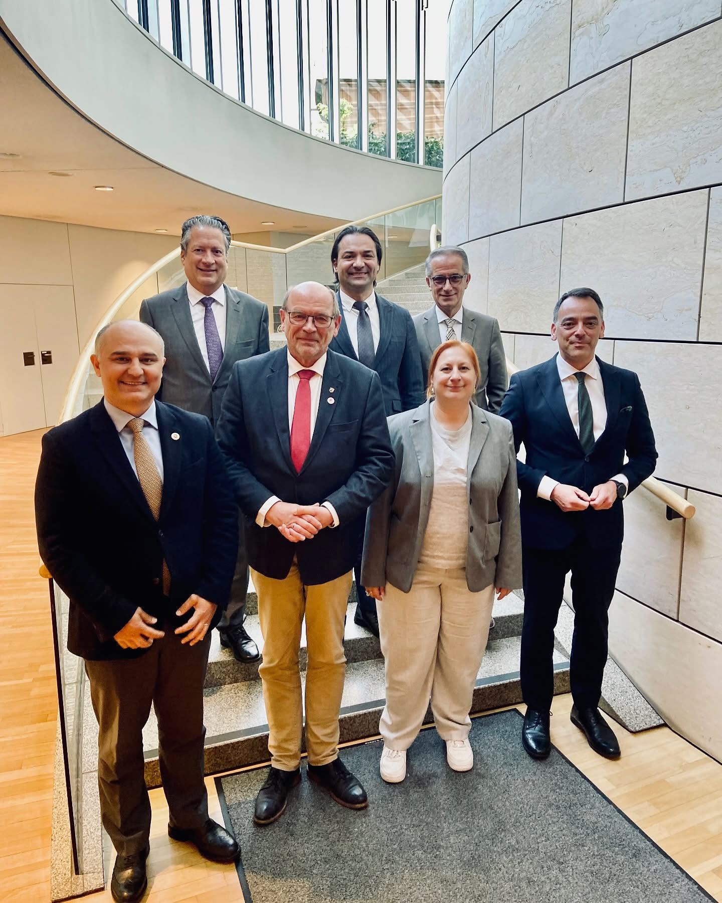 Kuzey Ren-Vestfalya’da diplomatik buluşma: Başkonsoloslar, eyalet temsilcileriyle bir araya geldi