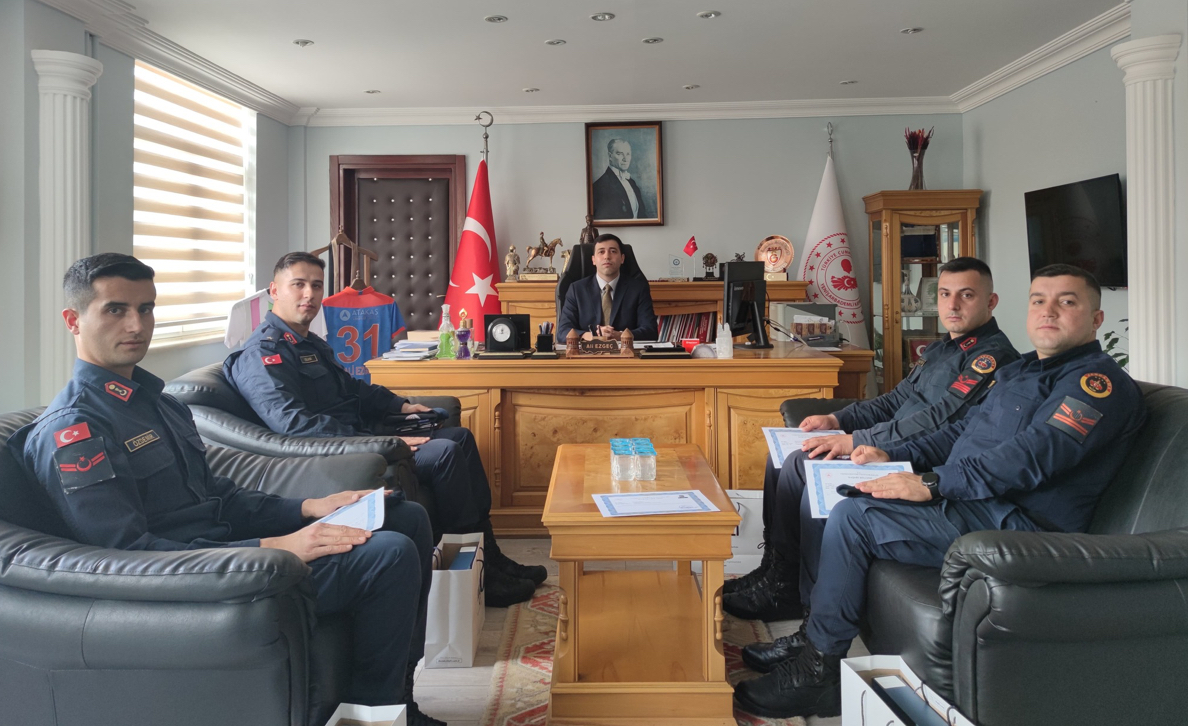 Yenişarbademli’de ruhsatsız silah operasyonu