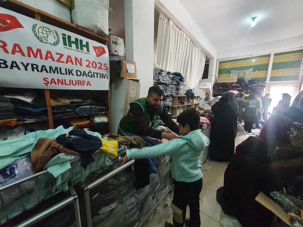 İHH’dan Türkiye’de 800 bin kişiye ramazan yardımı