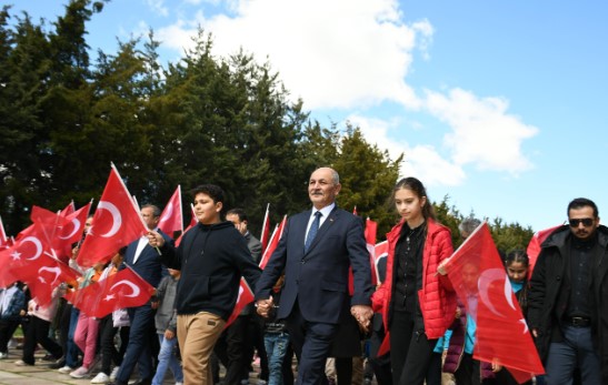 Kalecik Belediye Başkanı Karakoç, gençlerle birlikte Anıtkabir’i ziyaret etti