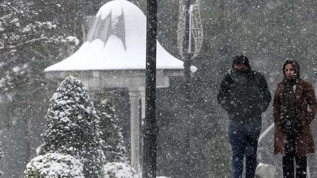 Meteoroloji duyurdu: Başkent Ankara'ya kar geliyor!