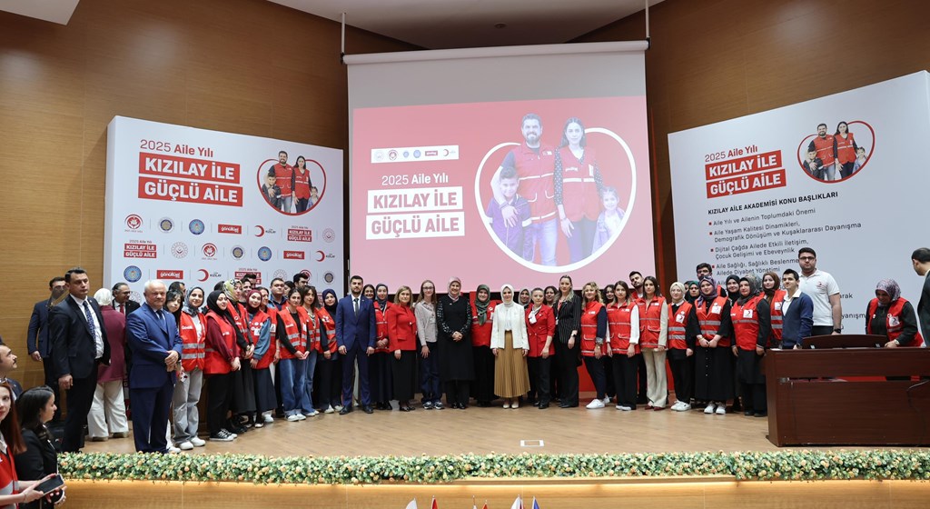 Çevrimiçi Aile Akademisi açıldı