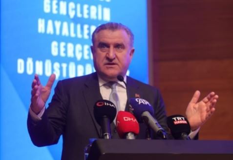 Bakan Bak: Üniversiteli gençlerimize 120 milyon TL destekte bulunuyoruz