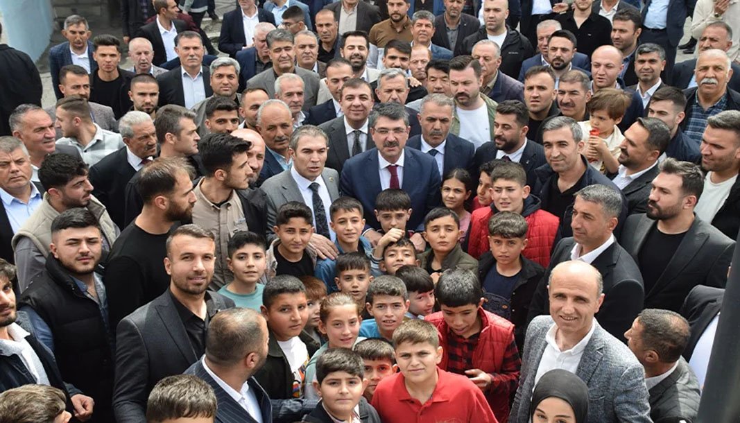 Sason'a hem doğalgaz hem yeni yol geliyor