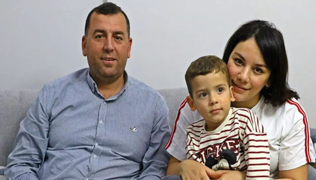 Antalya'da kreş servisinde kaybolan 3 yaşındaki çocuk saatler sonra parkta bulundu