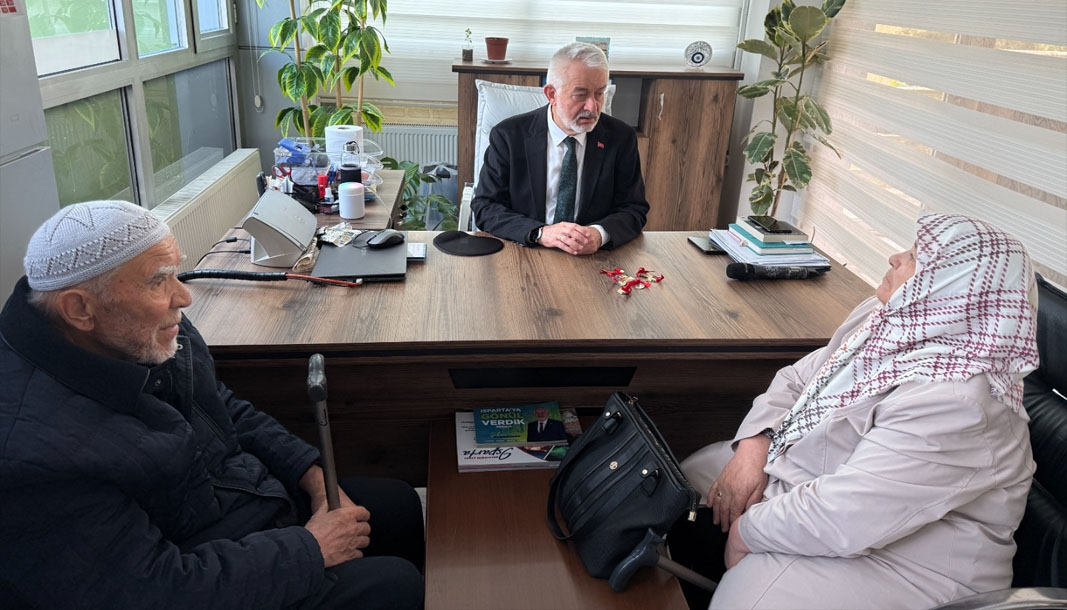 Isparta'da örnek bağış: Delen çiftinden hastane inşaatına altın desteği