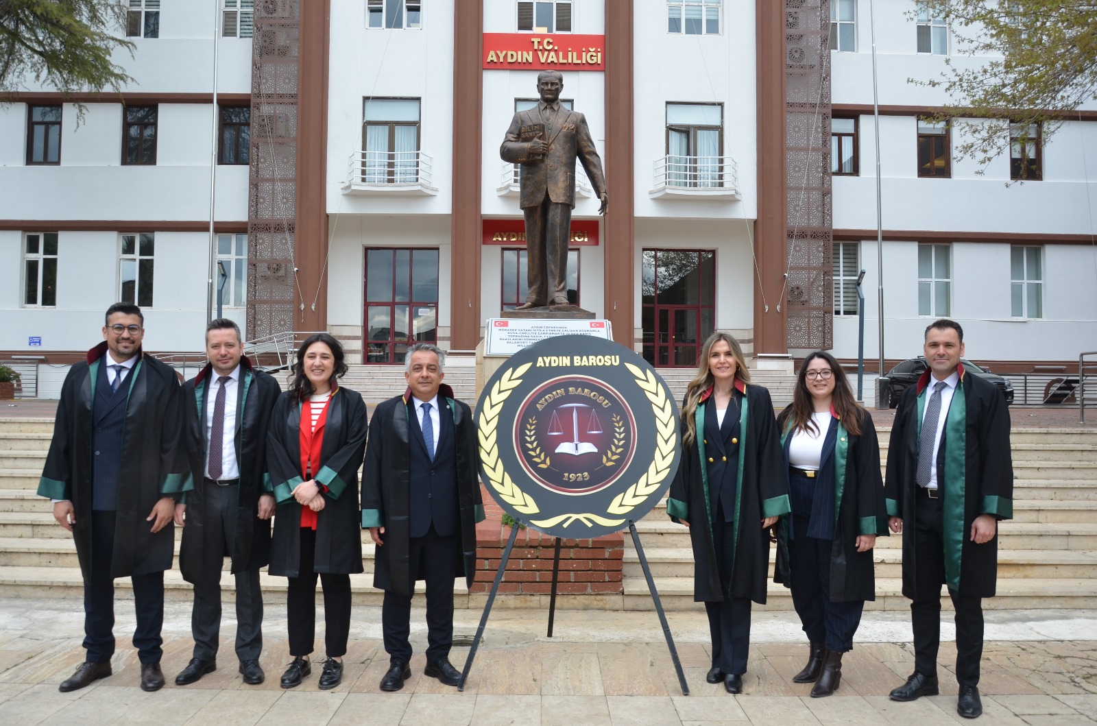 Aydın Barosu, 5 Nisan Avukatlar Günü'nü coşkuyla kutladı