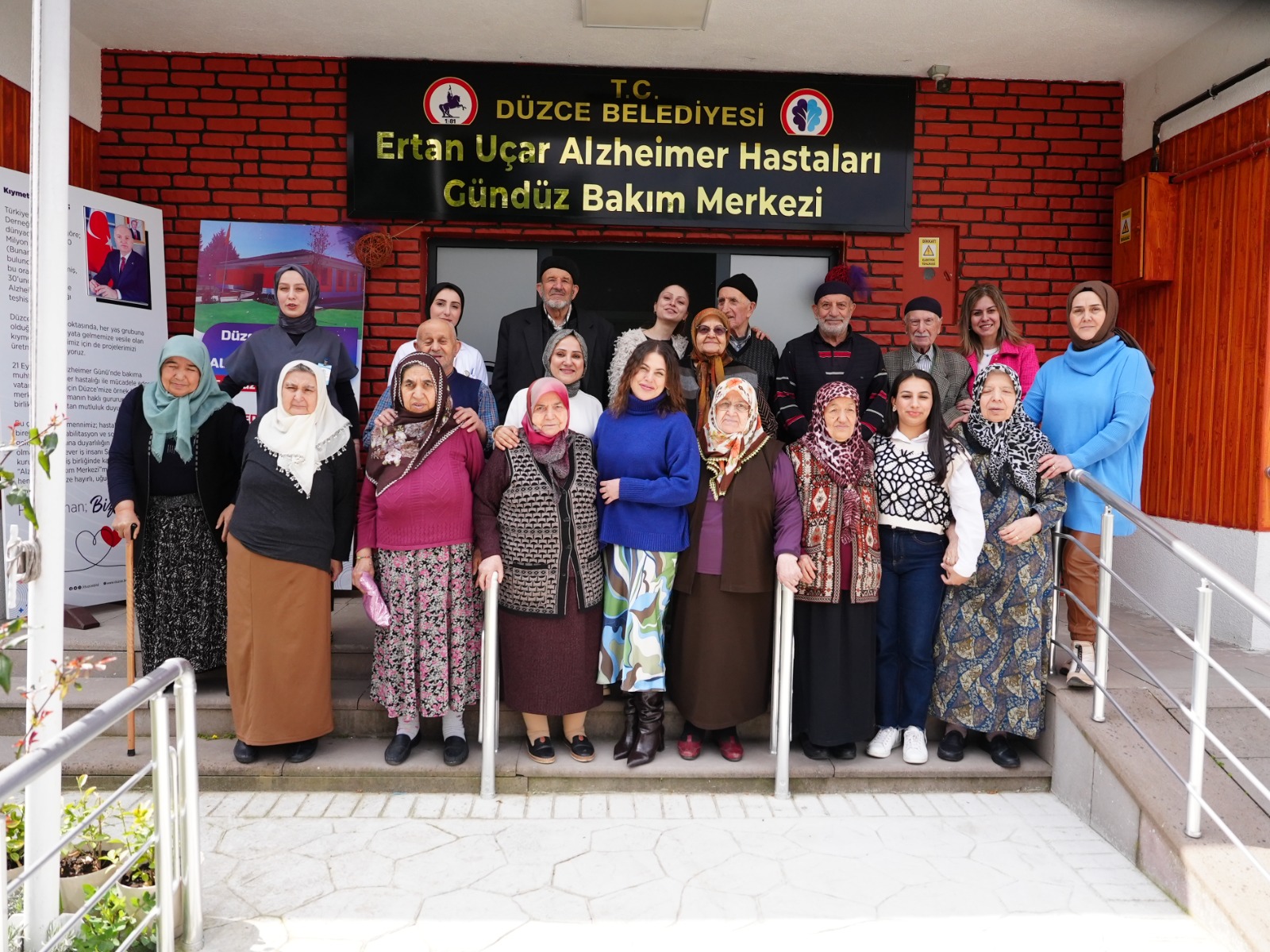 Düzce Belediyesi'nin "Şefkat Eli" binlerce aileye dokundu
