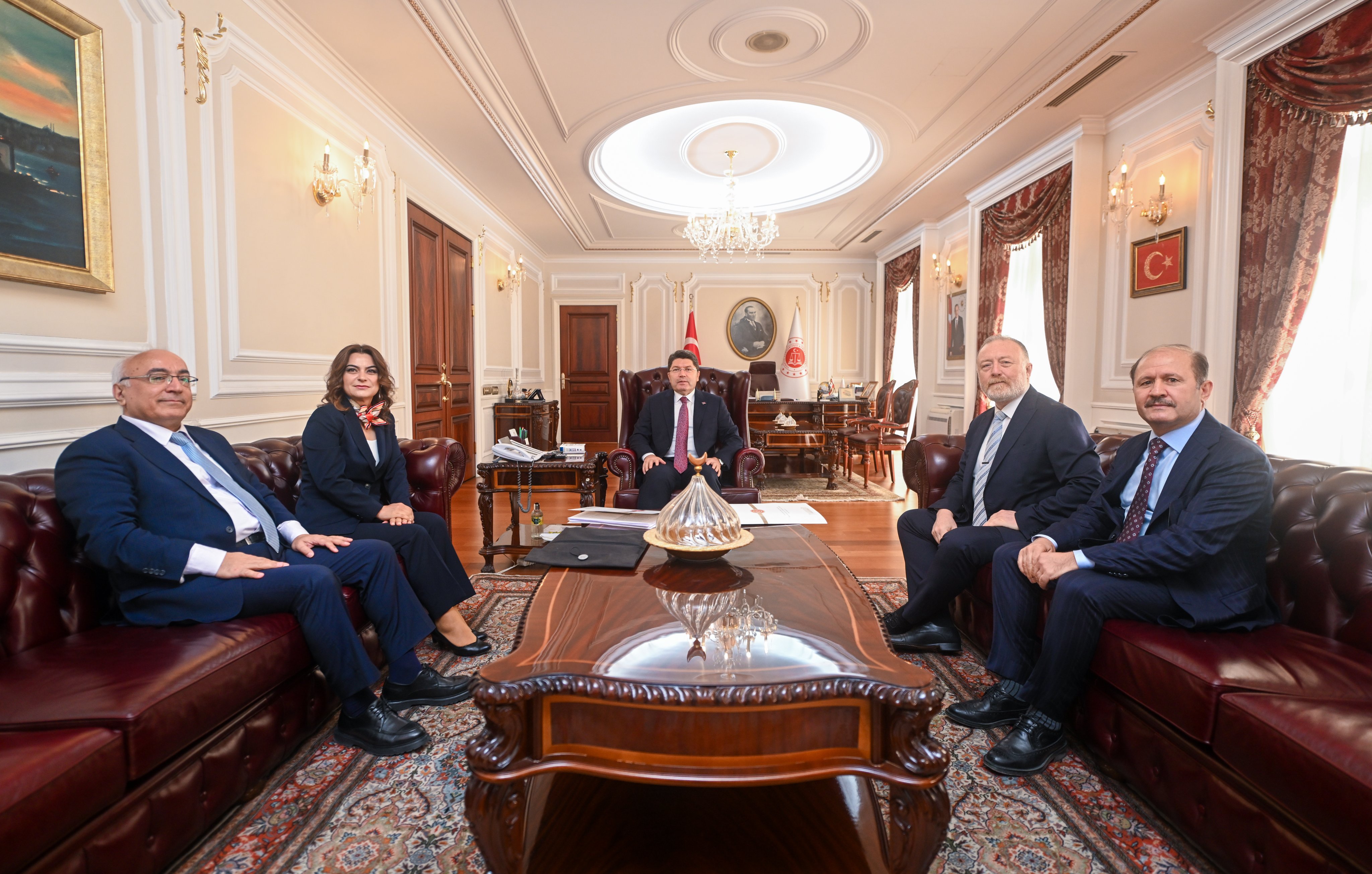 Bakan Tunç ve DEM Parti görüşmesi: ‘Terörsüz Türkiye’ sürecine ilişkin değerlendirmelerde bulunduk