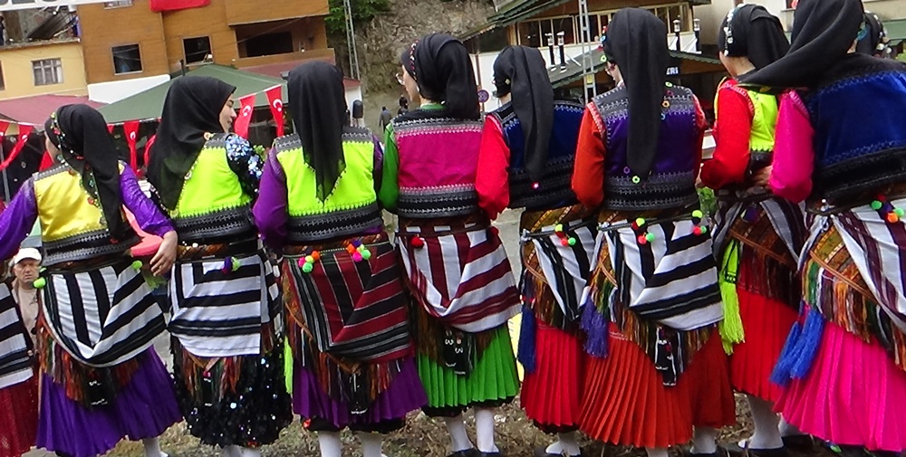 Şalpazarı'nın yöresel giysileri tescillendi