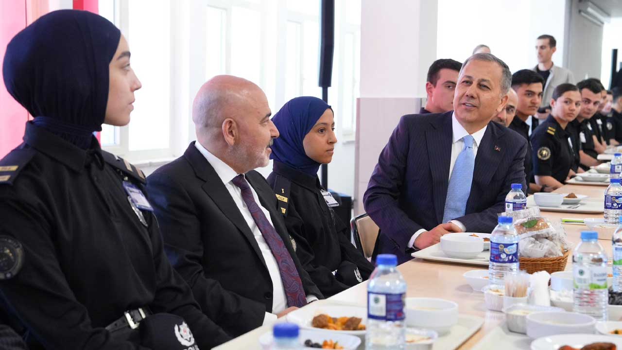 İçişleri Bakanı Ali Yerlikaya, Polis Akademisi’ni ziyaret etti