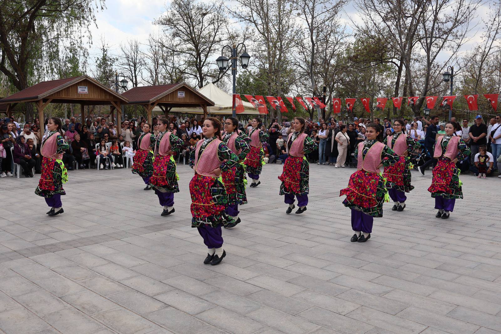 Hıdırellez Şenliği Kırıkkale’yi hareketlendirdi