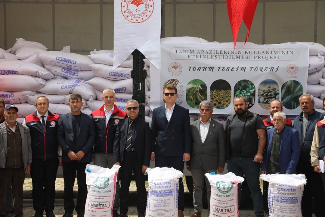 Üreticiye 51 ton sertifikalı çeltik tohumu dağıtıldı
