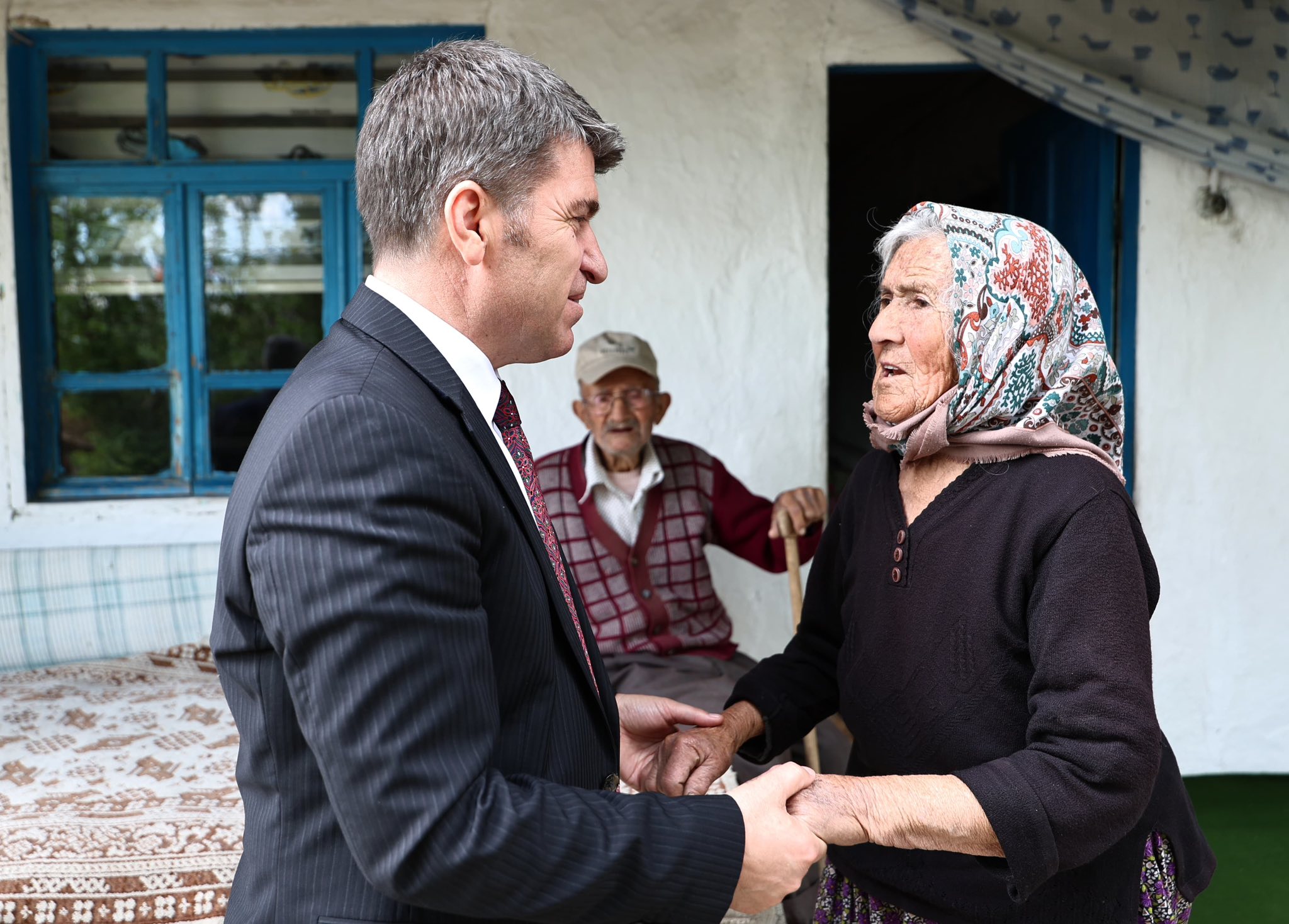 Devletin şefkat eli, Vali Önder Bakan'dan vefa ziyaretleri