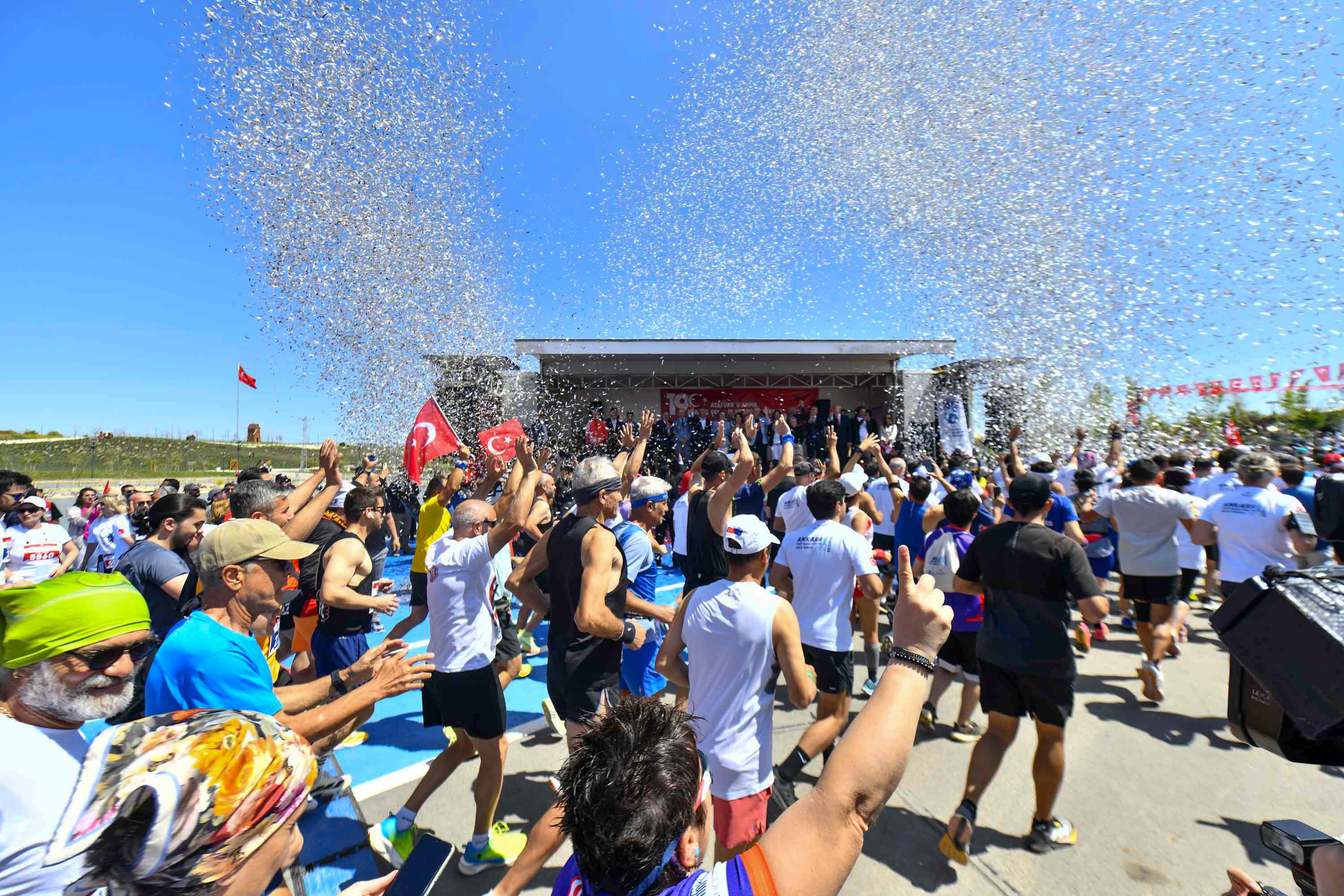 19 Mayıs Atatürk'ü Anma Gençlik ve Spor Bayramı Başkent'te şölene dönüştü!