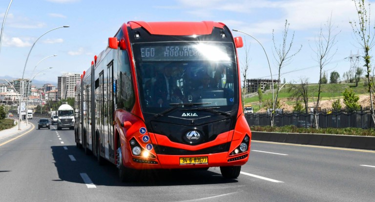 Ankara'da toplu ulaşımda yeni dönem: Yüksek kapasiteli metrobüsler geliyor