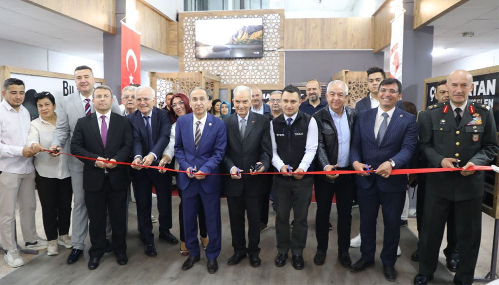 Süleyman Demirel Hatıra Müzesi açıldı
