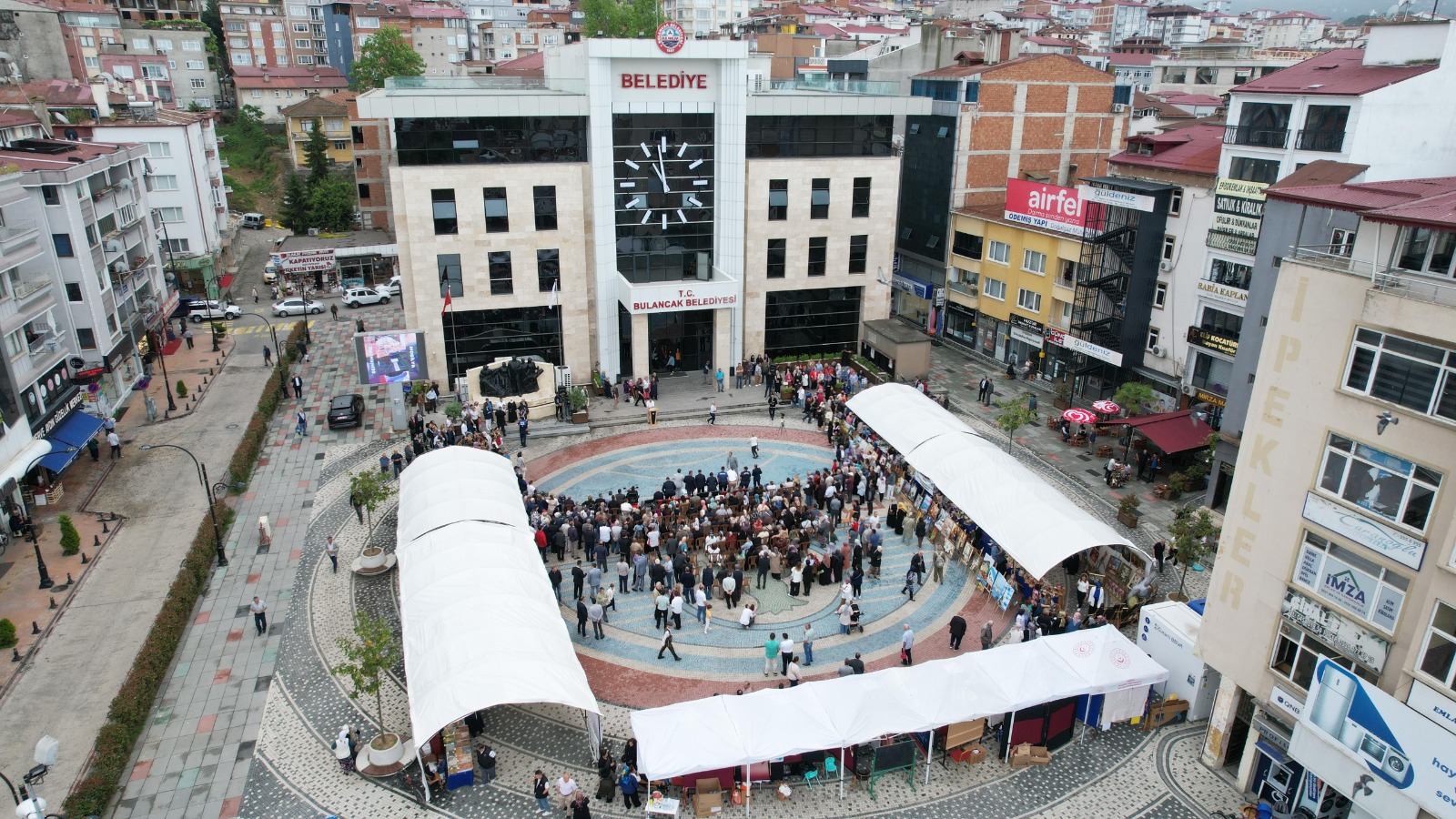 Bulancak'ta Cumhuriyet Meydanı, etkinlik merkezi oldu