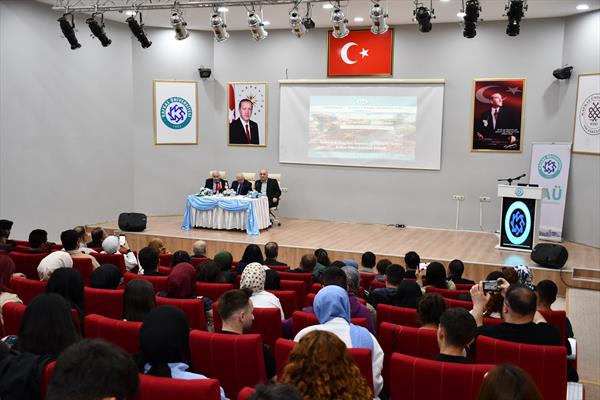 KAÜ'de "Türkiye Gürcistan İlişkileri" konulu panel düzenlendi