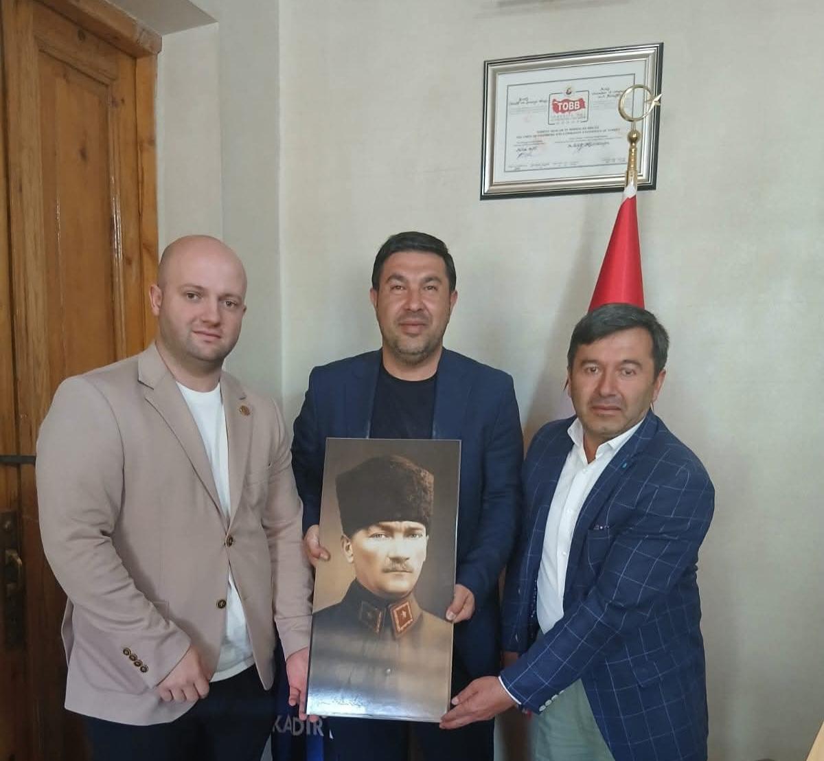 Kütahya Seramik yöneticilerinden Kars Ticaret ve Sanayi Odası'na ziyaret