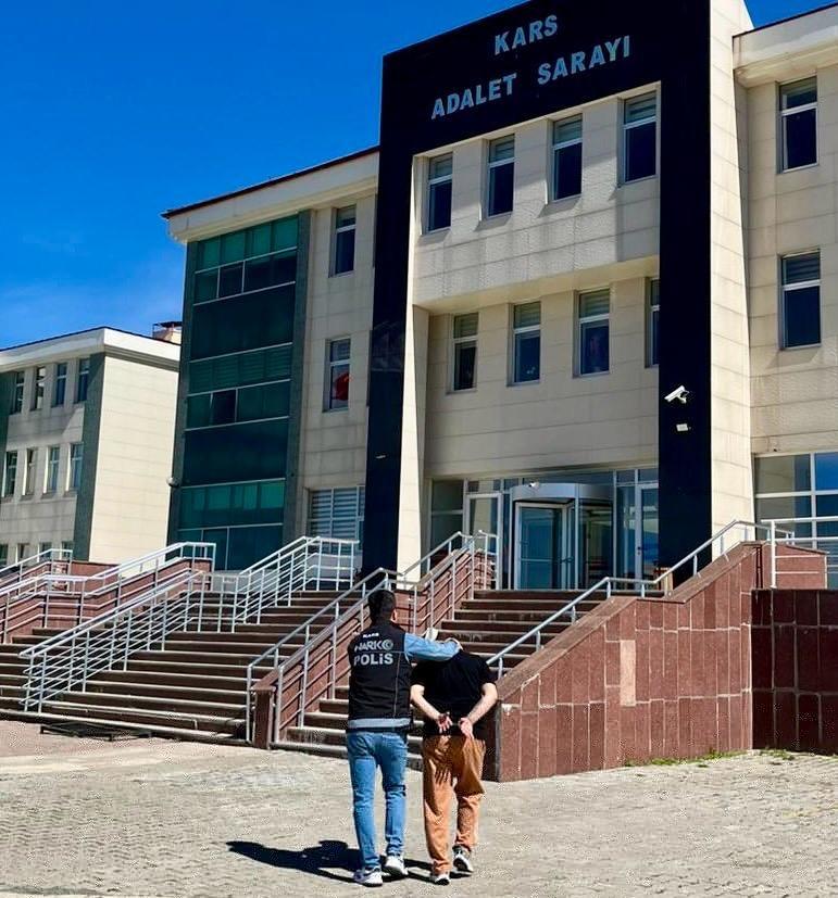 Kars'ta kesinleşmiş hapis cezası bulunan şahıs yakalandı