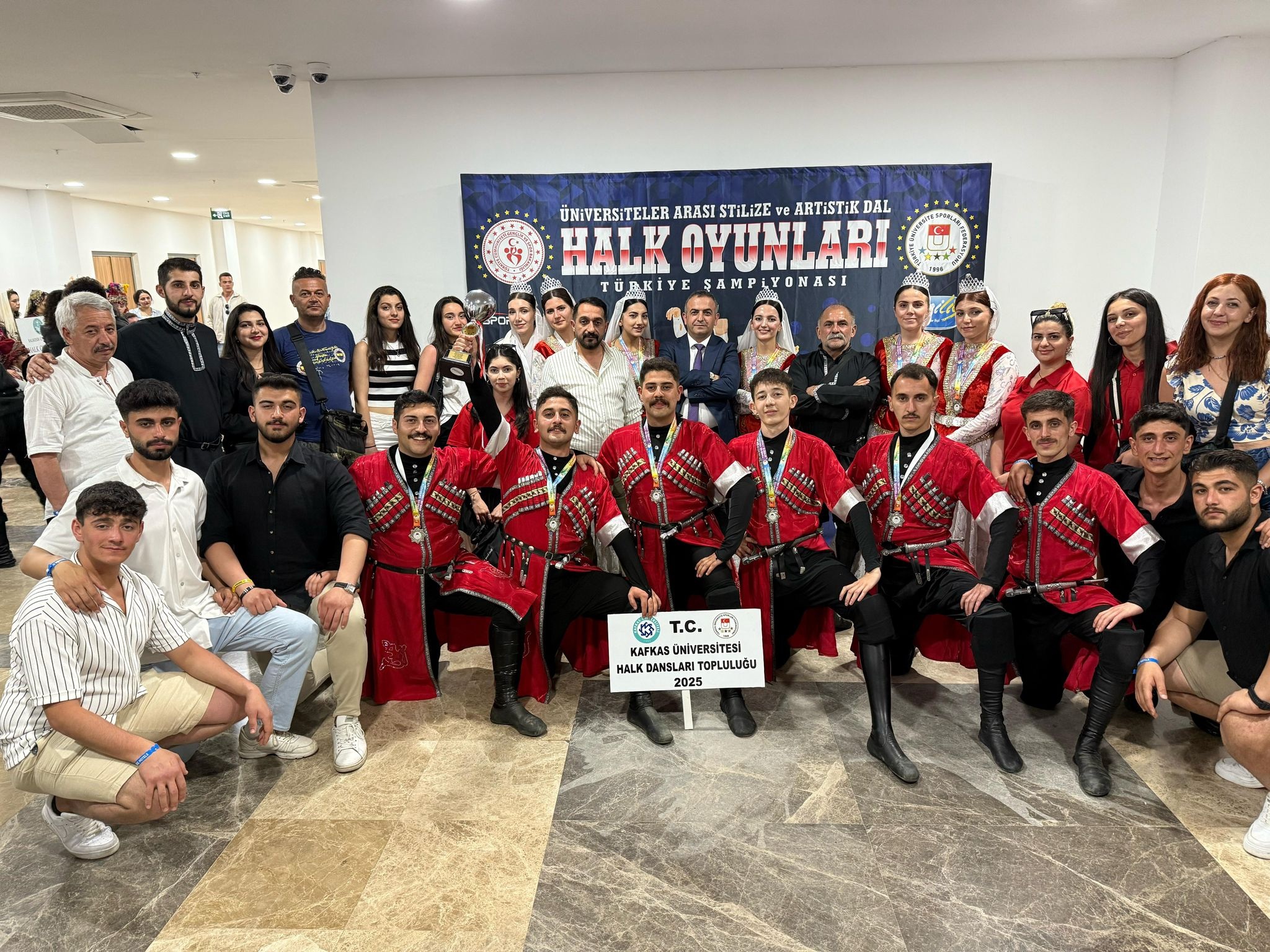 KAÜ Halk Oyunları Topluluğu, önemli bir başarıya imza attı