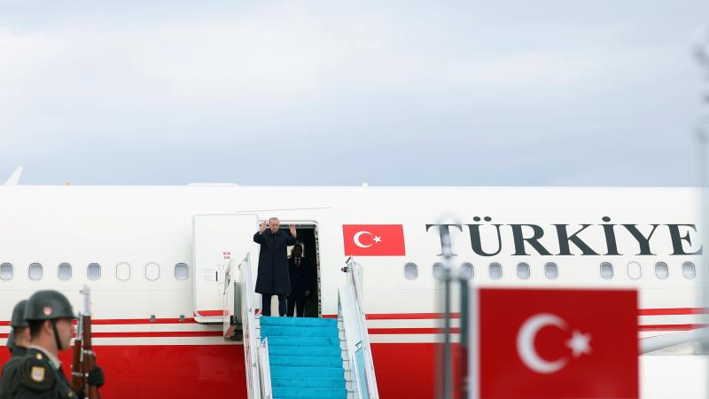 Cumhurbaşkanı Erdoğan, Avrupa Siyasi Topluluğu Zirvesi için Arnavutluk’ta
