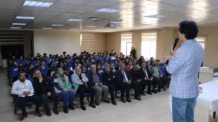 Hakan Taş’tan gençlere ilham veren kariyer hikâyesi