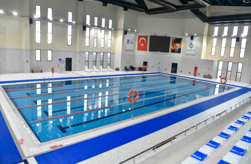 Sincan Atatürk Yüzme Havuzu ve Spor Kompleksi misafirlerini bekliyor