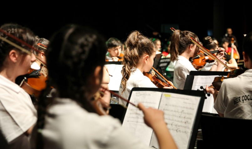ABB’nin “Her Çocuğa Sanat Projesi”nde orkestra konseri: Başkentlilerden yoğun ilgi