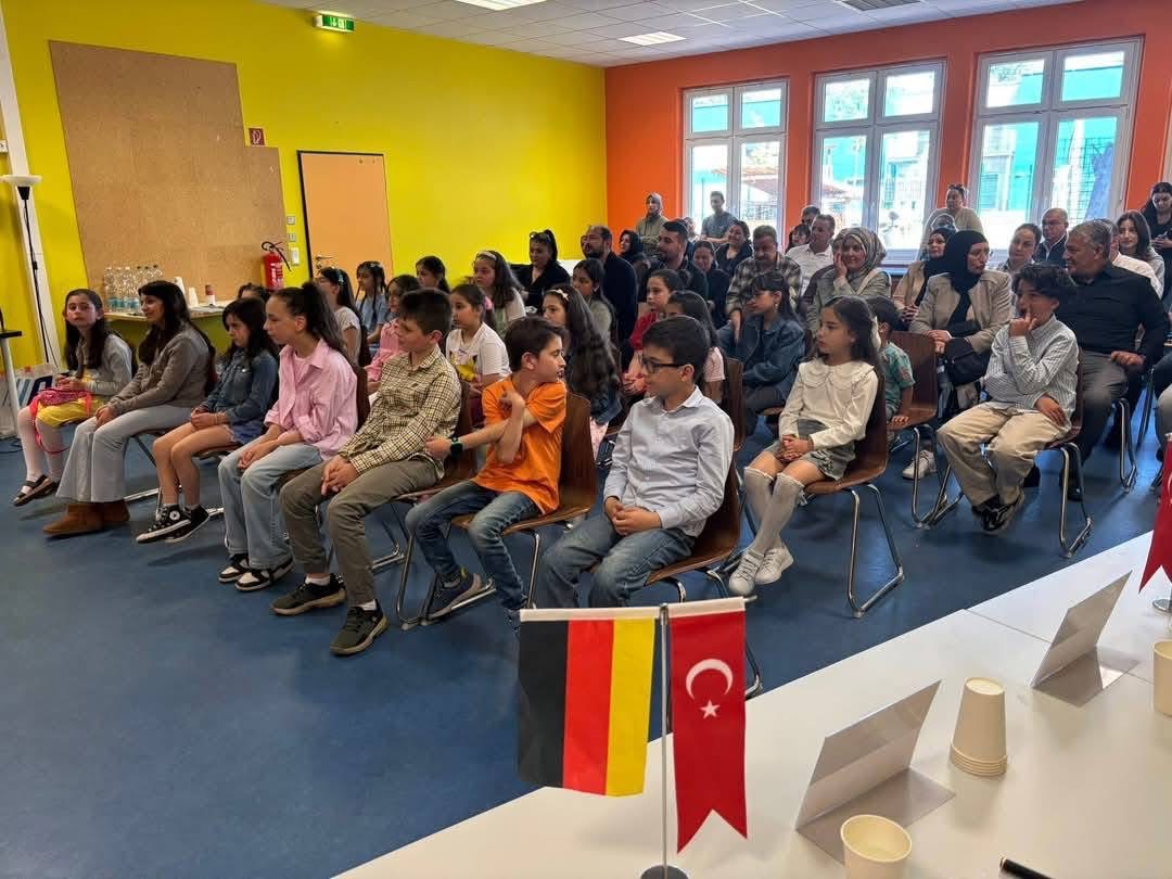 Oberhausen’da İki Dilli Okuma Yarışması finali gerçekleşti