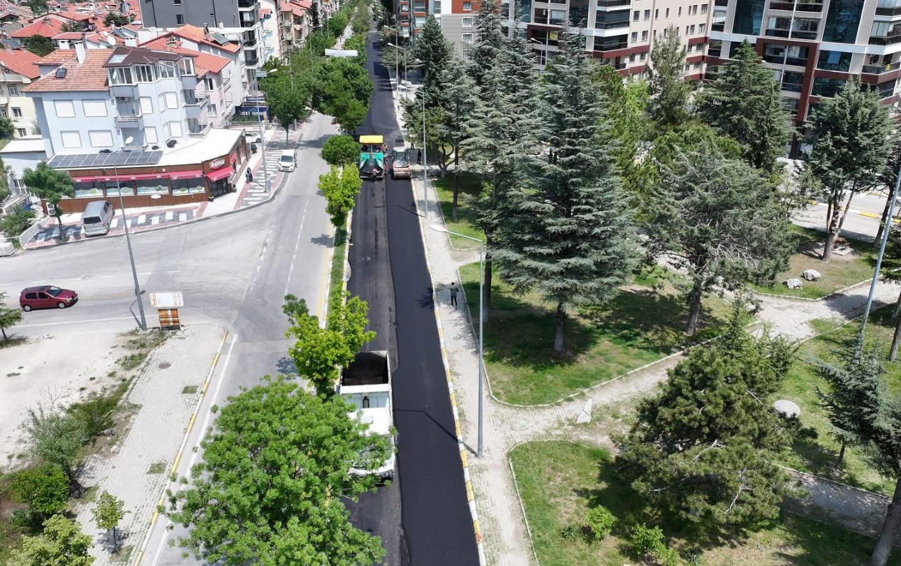 Isparta Gölcük Caddesi asfaltlanıyor