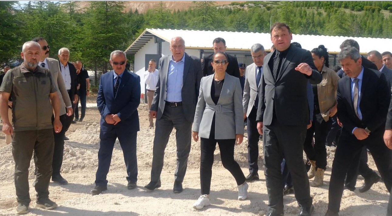 Burdur’da sahipsiz hayvanlar için ortak adım