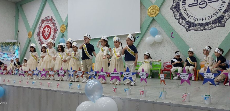 Bucak'ta 4-6 yaş Kur’an kurslarının yıl sonu coşkusu