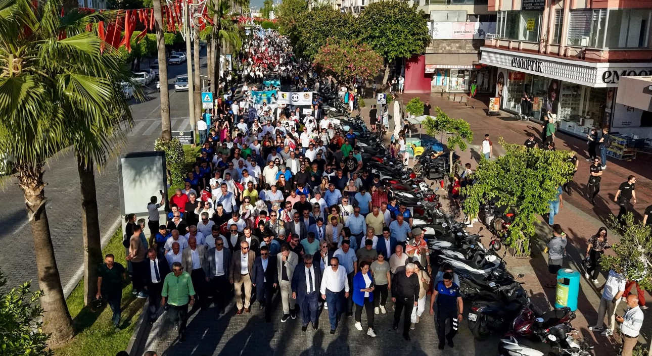 Alanya Uluslararası Kültür Sanat ve Turizm Festivali coşku ile başladı