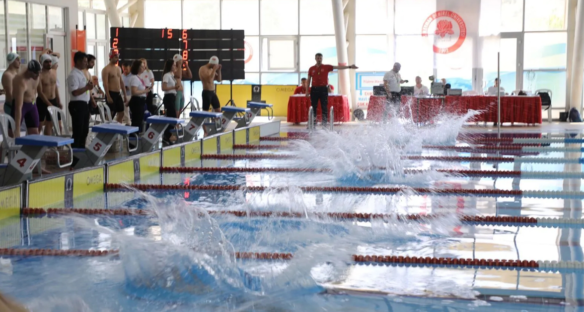 SDÜ’de Türkiye Üniversitelerarası Yüzme Şampiyonası heyecanı