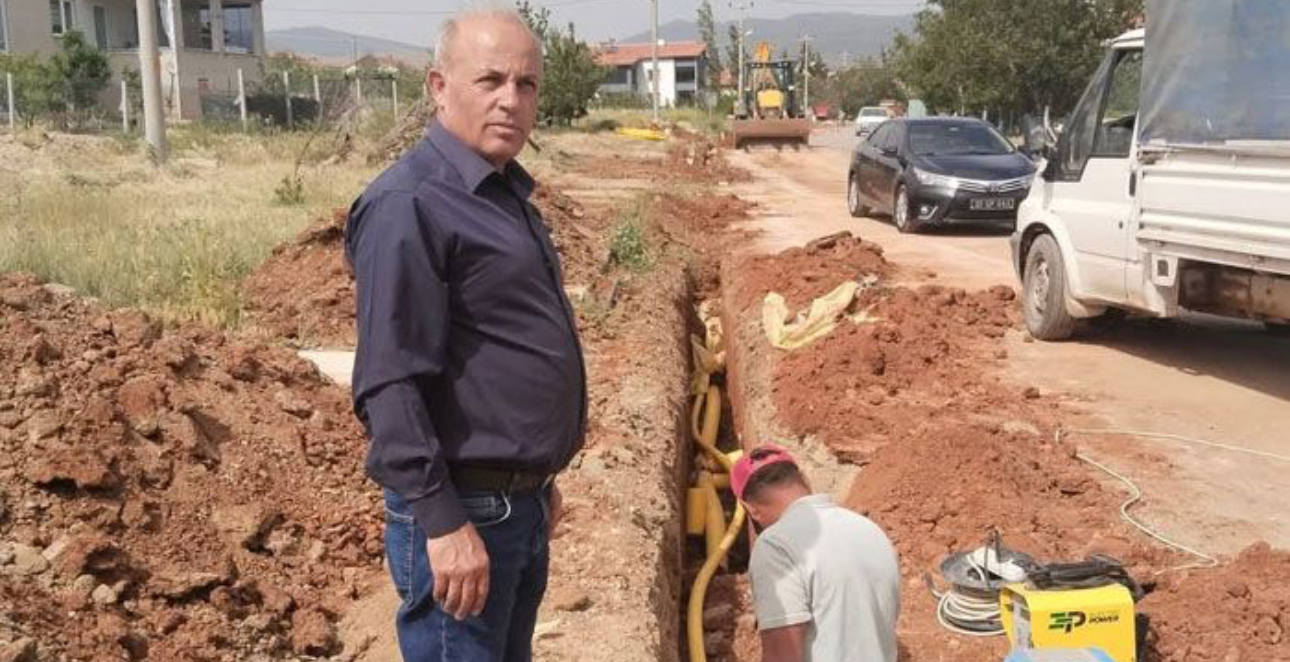 Isparta Çarıksaraylar’da doğal gaz çalışmaları tüm hızıyla sürüyor